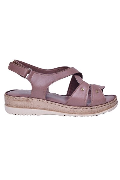 İskarpin Γυναικεία δερμάτινα σανδάλια Femi 441