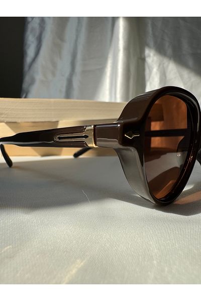 Petra Jeweils Classic Brown Vintage Sunglasses