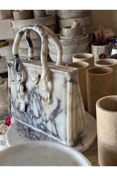 Polen Stone Violet Mermer El Çantası Obje – 28x24 cm (Saplar Hariç)