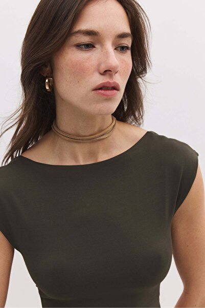 No Matter What Einfaches rückenfreies Crop-Top