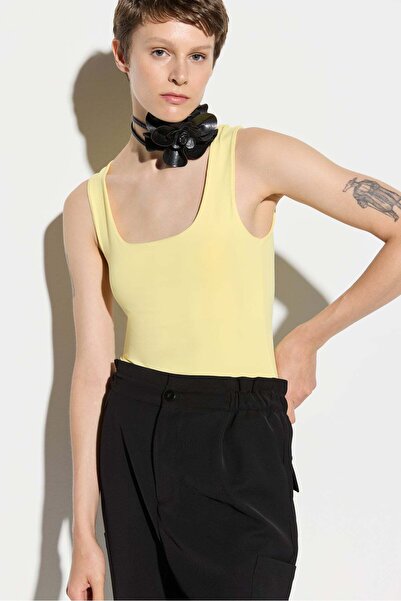 No Matter What Stretch-Top mit eckigem Ausschnitt und breiten Trägern 01009