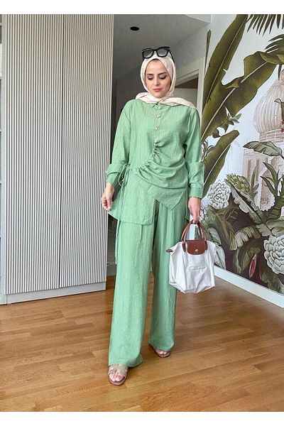 Aselim Hijap Moda طقم مكون من قطعتين من القطن الفراولة مع تفاصيل مطاطية - طقم بأزرار باللون الأخضر