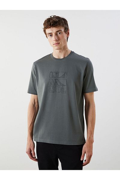 LC Waikiki New Season Crew Neck Istanbul Ανδρικό T-Shirt με στάμπα από βαμβακερό χτενισμένο - S5FA47Z8