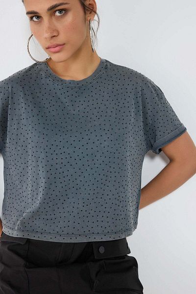 No Matter What Kurzes T-Shirt mit Steinstickerei