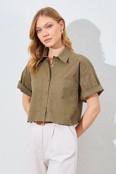 Manche Double Pocket Low Sleeve Crop Shirt - Khaki |   Mk161448-01