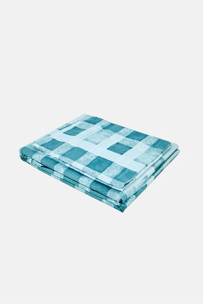 Nautica King 3 Pieces Raymarine Checkered Bedsheet With Pillow Case Set, Multicolor