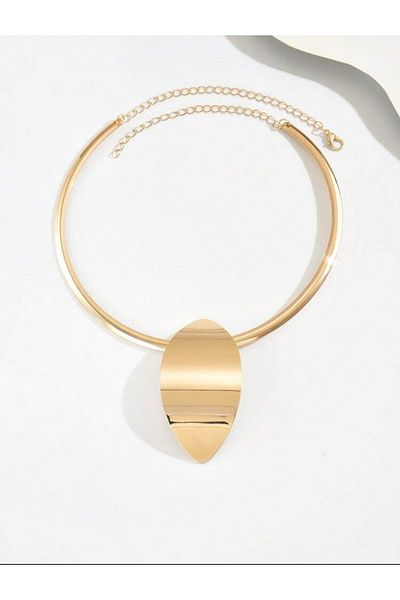 La Saade Elegant Gold Drop Chain Crocker Necklace