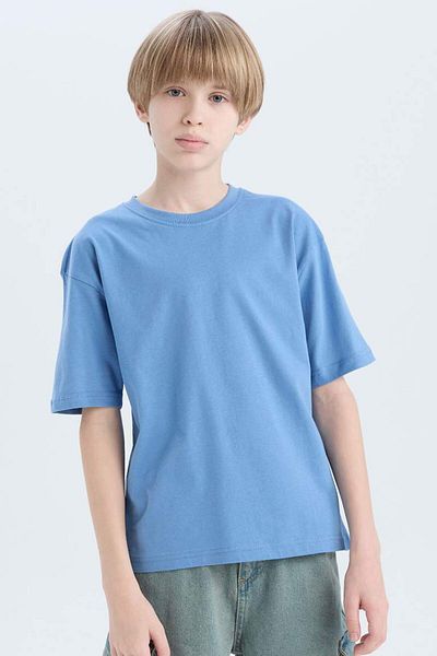 DeFacto Boy's Oversize Wide Fit Crew Neck Basic Plain Short Sleeve T-Shirt