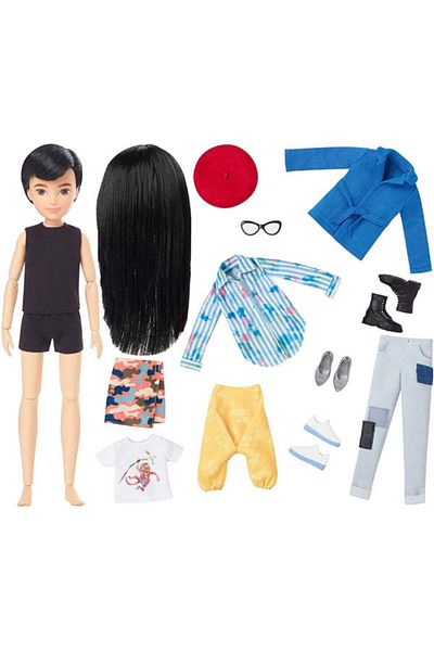 mattel Creatable World Playset, Doll with Black Hair