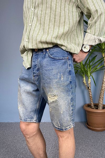 Alışveriş Sokağı Ripped Detailed Stonewashed Denim Shorts