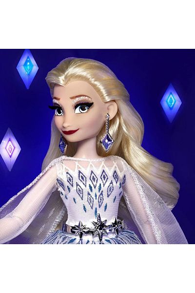 Hasbro Papusa Disney Frozen, Style Series Holiday, Printesa Elsa