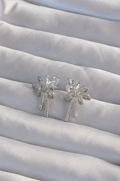 Avantaj Kapıda ®   Brass Silver Color Square Zircon Stone Bow Earrings