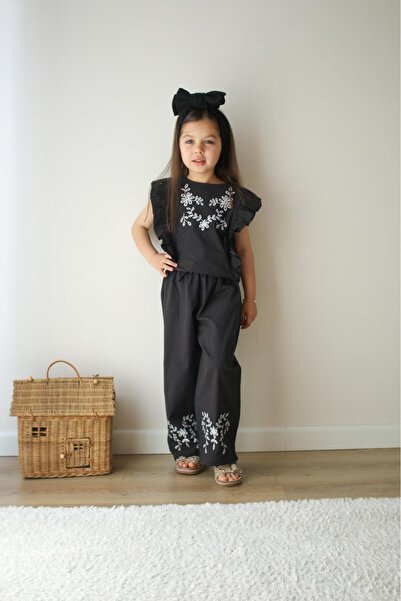 Özeniş Girl's suit