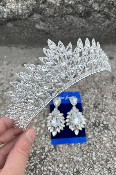 Hobigram Alexa Silver Bridal Henna Crown Special Occasion Accessory Women's Crown and Wide Shuttle Earrings Set