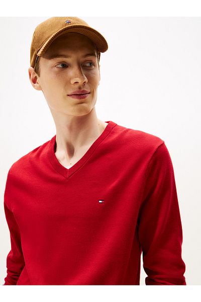 Tommy Hilfiger Men Medium Red Essential Cotton V-Neck Sweater