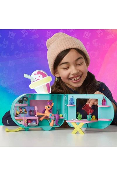 Hasbro My Little Pony Playset, Sunny Starscout's Smoothie Caravan