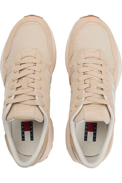 Tommy Hilfiger Women White Clay Cleated Runner Low Top Sneakers