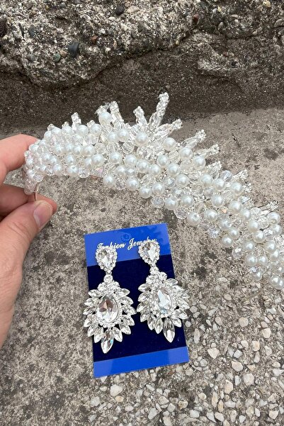 Hobigram Alyce Cream Pearl Bridal Henna Crown Special Occasion Accessory Women's Crown and Wide Shuttle Earrings Set