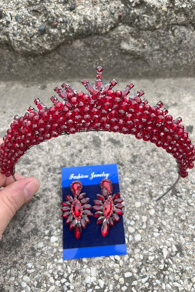 Hobigram Alyce Burgundy Bridal Henna Crown Special Occasion Accessory Women's Crown and Thin Shuttle Earring Set
