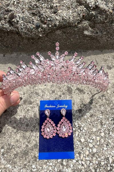 Hobigram Alyce Pink Bridal Henna Crown Special Occasion Accessory Women's Crown and Drop Shuttle Earring Set