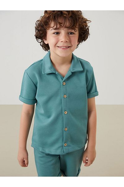 LC Waikiki Resort Collar Basic Shirt and Shorts 2-Piece