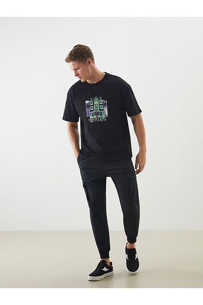 LC Waikiki New Season Crew Neck εμπριμέ χτενισμένο βαμβακερό ανδρικό Tisort - S5J859Z8