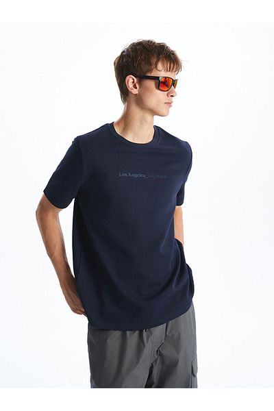 LC Waikiki New Season Crew Neck εμπριμέ χτενισμένο βαμβακερό ανδρικό Tisort - S5IM12Z8
