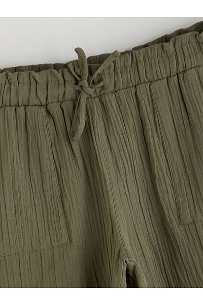 LC Waikiki Elastic Waist Textured Muslin Women's Shorts