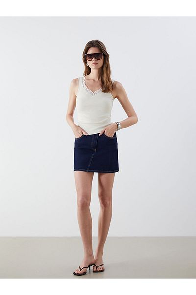 LC Waikiki V-Neck Lace Detailed Women's Tank Top