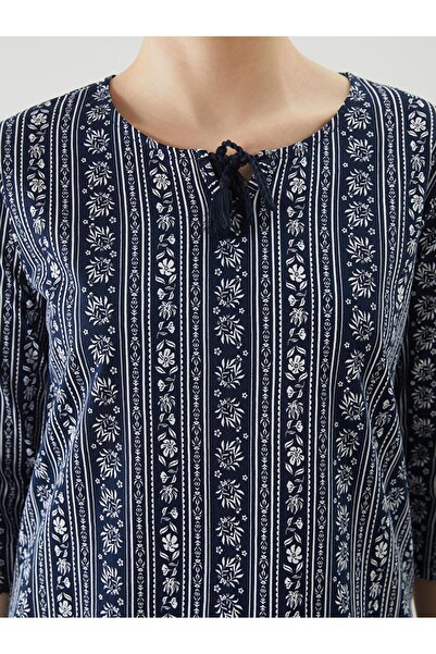 LC Waikiki Bağlamalı Yaka Desenli Kadın Bluz