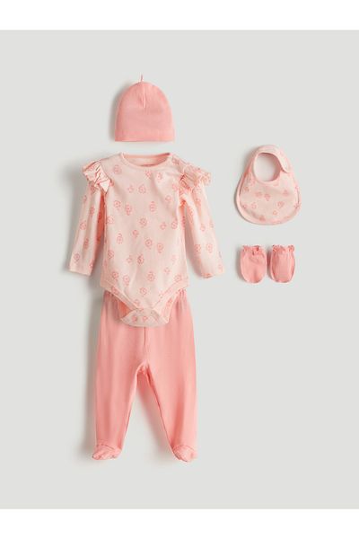 LC Waikiki Combed Cotton Baby Girl Hospital Discharge Set