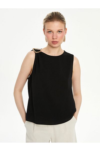 LC Waikiki New Black Crew Neck Applique Detailed Blouse