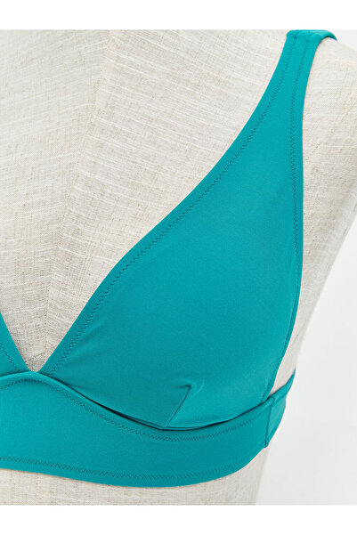 LC Waikiki Düz Çıkarılabilir Pedli Kadın Bikini Üst