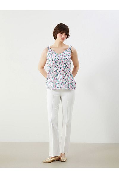 LC Waikiki Mixed V-Neck Floral Blouse
