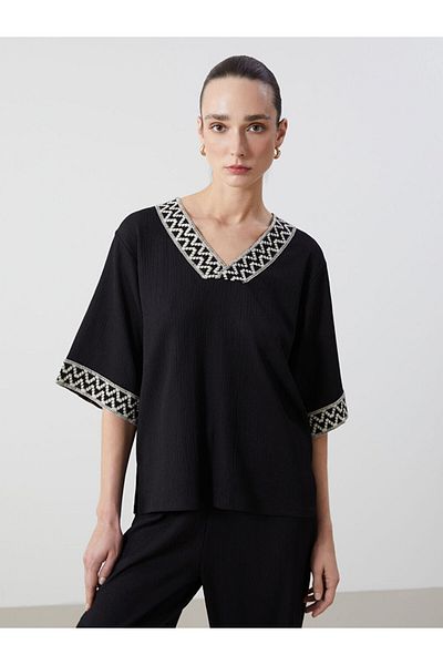 LC Waikiki V-Neck Patterned Women's Blouse