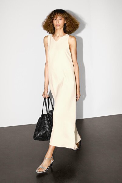 Massimo Dutti Dökümlü uzun V yaka elbise