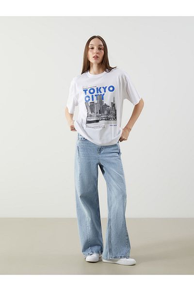 LC Waikiki White Crew Neck Tokyo Printed Oversize Women's T-Shirt