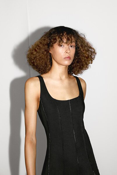 Massimo Dutti Uzun dökümlü keten karışımlı elbise