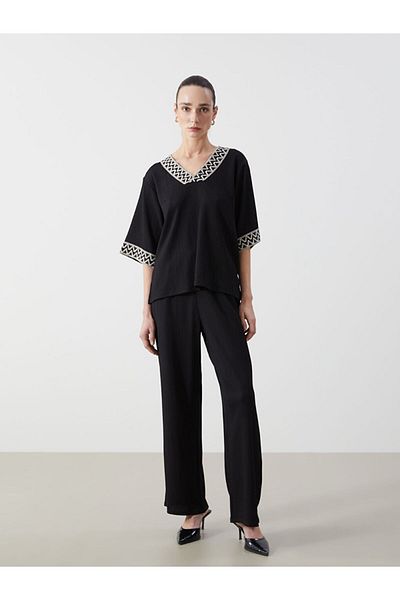 LC Waikiki V-Neck Patterned Women's Blouse