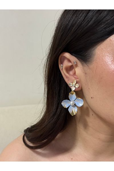 luxyansımalar Steel Blue Flower Earrings