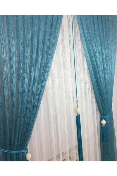 Store Renkli Tülfon perde aksesuarları dahildir.