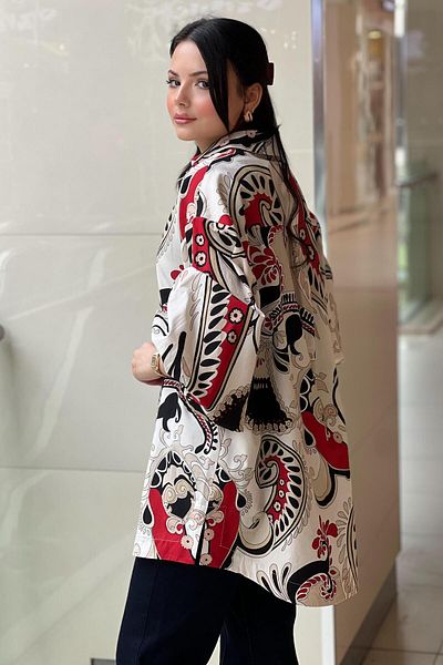 Ghisa Shawl Patterned Pearl Buttoned Cotton Shirt