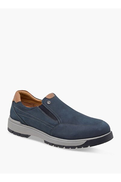 Le Confort Men's Solid Slip-On Loafers