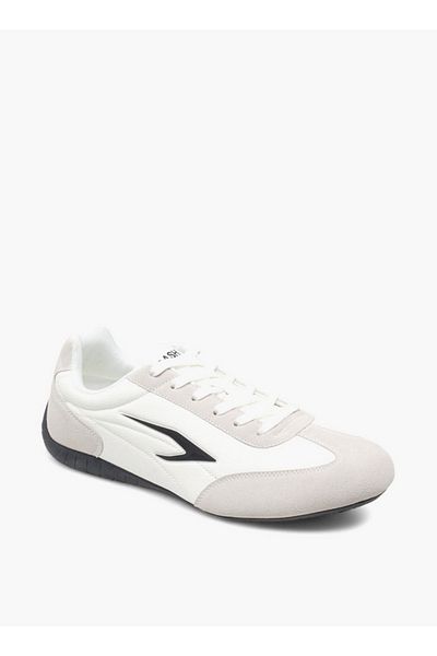 Dash Men's Logo Detail Sports Shoes with Lace-Up Closure