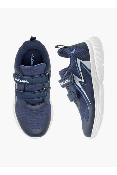 Oaklan by Shoexpress Boys Panelled Sports Shoes with Hook and Loop Closure