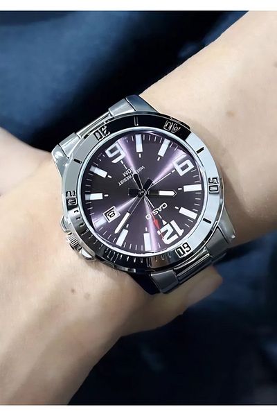 Caslo Coordinated watch design
