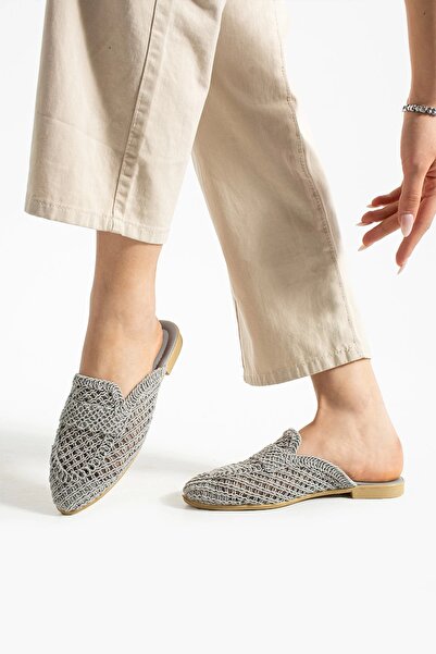 Sivarro Дамски плетени сламени пантофи Velora – Grey Elegance