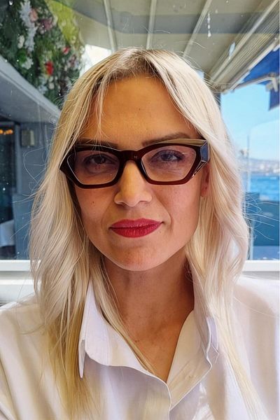 Uniquetrenders Women's Paula Blue Light Protection Relaxing Cat Eye Model Display Glasses