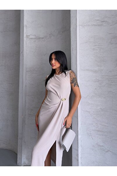 ILLE Φόρεμα με λεπτομέρεια αξεσουάρ