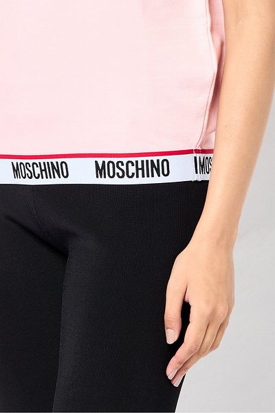 Moschino قميص نوم نسائي بأكمام قصيرة ورقبة دائرية وشعار العلامة التجارية، وردي